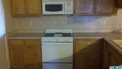 530 W Chestnut St, Exeter, CA 93221 photo 2