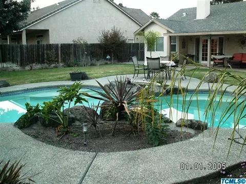 3633 E Oak Ct, Visalia, CA 93292 photo 11