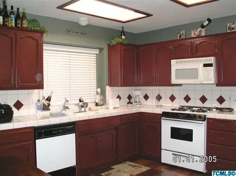 3633 E Oak Ct, Visalia, CA 93292 photo 6