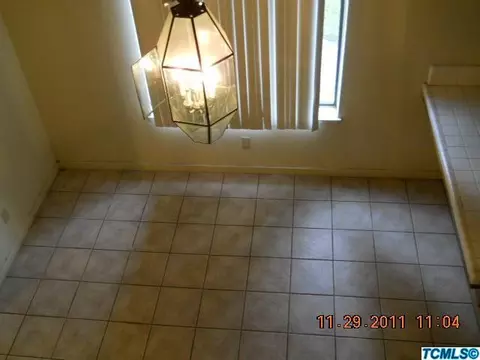 834 Alpha St, Tulare, CA 93274 photo 7