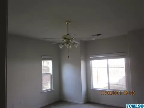 1039 Par Ave, Lemoore, CA 93245 photo 7