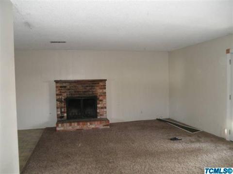 3127 E Laurel Ave, Visalia, CA 93292 photo 3