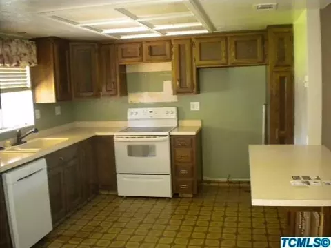 3145 E College Ave, Visalia, CA 93292 photo 2