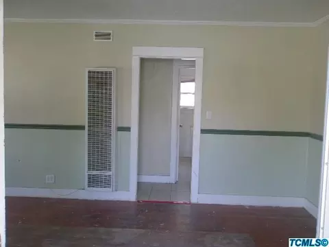 539 Philippine St, Taft, CA 93268 photo 2