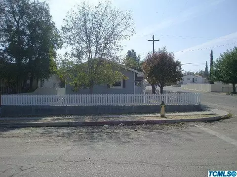 539 Philippine St, Taft, CA 93268 photo 1