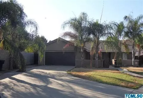 549 E Conway Ct, Visalia, CA 93292 photo 1
