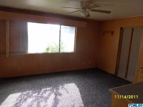 815 W Maple St, Exeter, CA 93221 photo 4