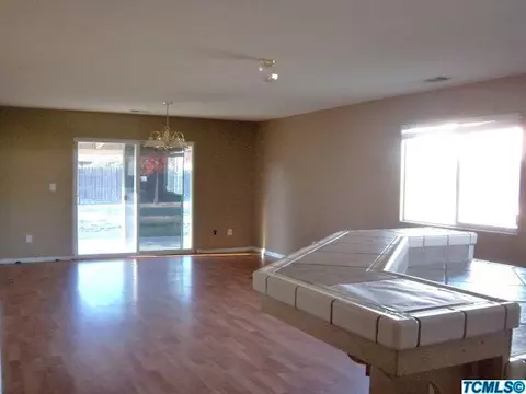 2408 Juniper Ct, Tulare, CA 93274 photo 7