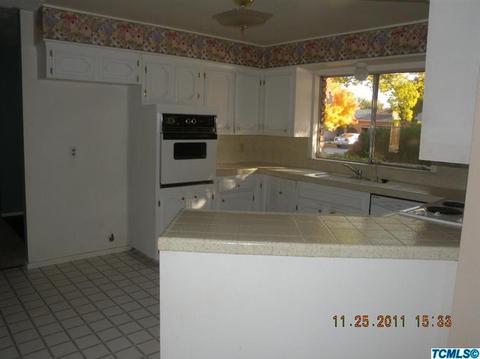 1759 Lincoln Ave, Clovis, CA 93611 photo 2