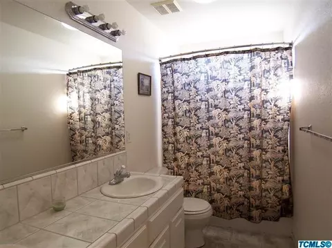 3742 E Harvard Ave, Visalia, CA 93292 photo 8