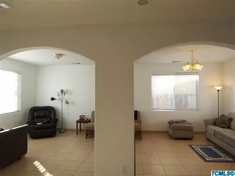 3742 E Harvard Ave, Visalia, CA 93292 photo 3