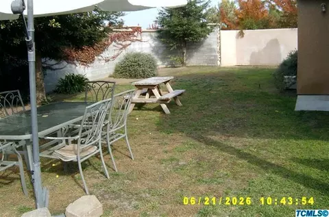 3844 E Four Creeks Ct, Visalia, CA 93292 photo 8