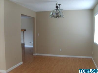 2298 E Paradise Ave, Visalia, CA 93292 photo 3