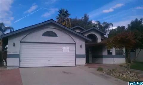 1280 E Fairview Ave, Tulare, CA 93274 photo 1