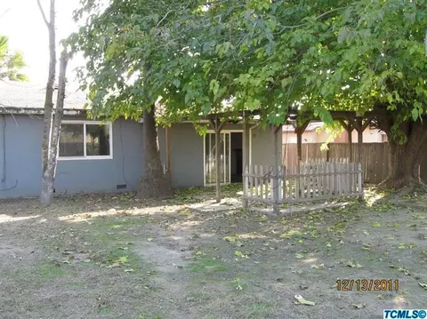1120 Laurel Ln, Lemoore, CA 93245 photo 6