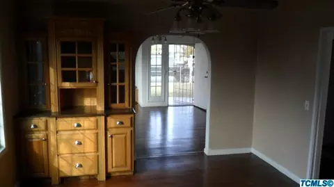 1575 E Alpine Ave, Tulare, CA 93274 photo 8