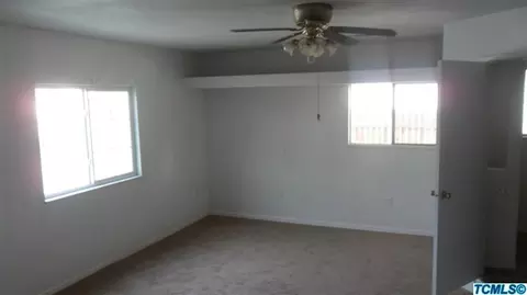 1575 E Alpine Ave, Tulare, CA 93274 photo 9
