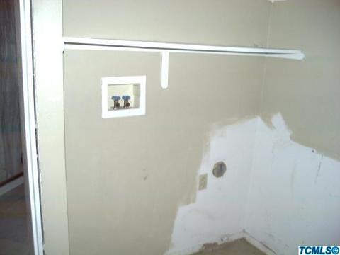 1364 E Academy Way, Dinuba, CA 93618 photo 9