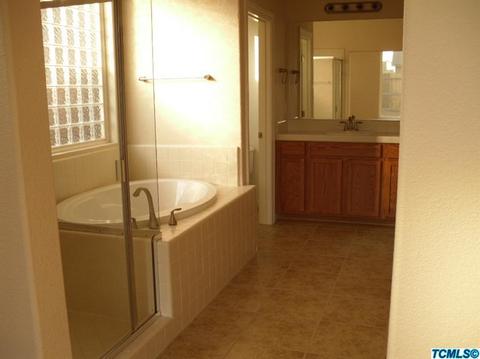 1096 Aster Ct, Dinuba, CA 93618 photo 26