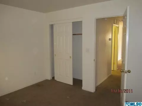 2511 E Chestnut Ave, Visalia, CA 93292 photo 7