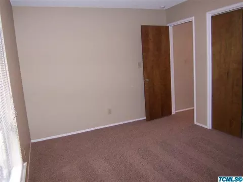 980 E Pleasant Ave, Tulare, CA 93274 photo 11