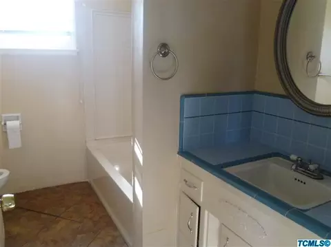 3201 E College Ave, Visalia, CA 93292 photo 5