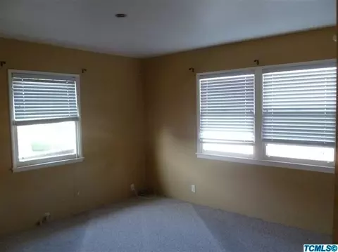 3201 E College Ave, Visalia, CA 93292 photo 7