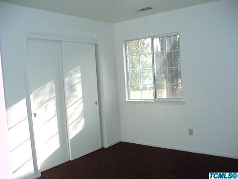 2414 E Vine Ct, Visalia, CA 93292 photo 11