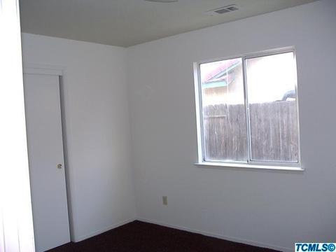 2414 E Vine Ct, Visalia, CA 93292 photo 12
