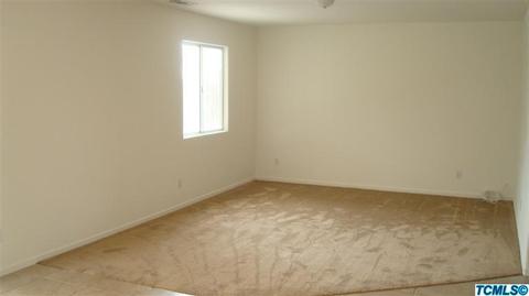 1737 E Monte Verde Ave, Visalia, CA 93292 photo 4