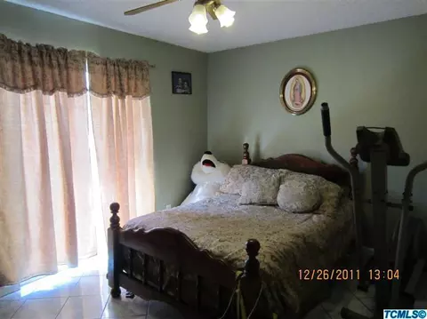 15936 Citrus Ave, Ivanhoe, CA 93235 photo 8