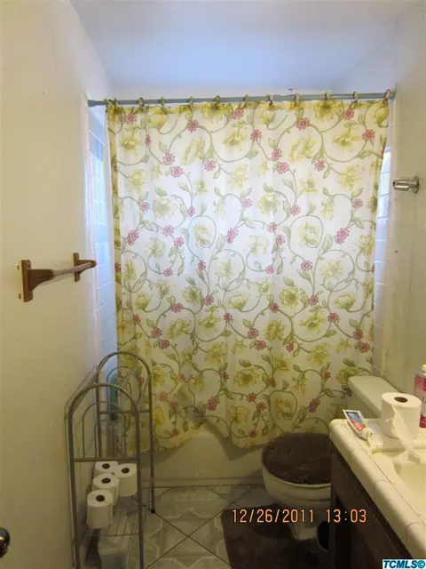 15936 Citrus Ave, Ivanhoe, CA 93235 photo 6
