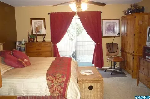 2338 E Tulare Ave, Visalia, CA 93292 photo 6