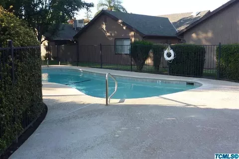 2338 E Tulare Ave, Visalia, CA 93292 photo 12