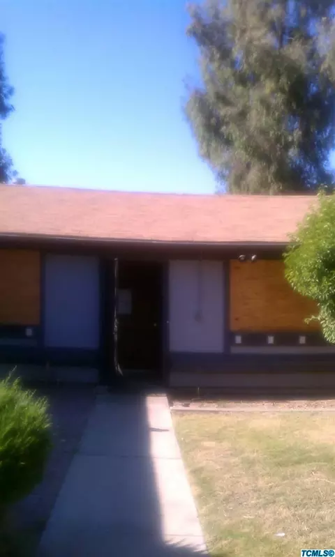 411 E Sunnyview Ct, Visalia, CA 93291 photo 1