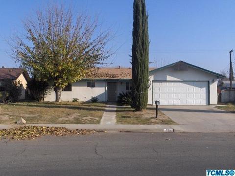 888 Banyan Dr, Lemoore, CA 93245 photo 1