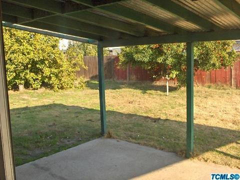 888 Banyan Dr, Lemoore, CA 93245 photo 6