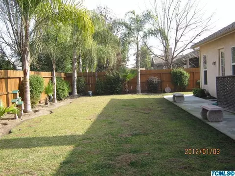 924 E Arlen Ave, Visalia, CA 93292 photo 32