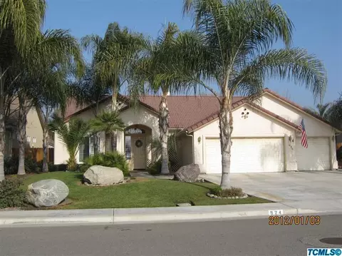 924 E Arlen Ave, Visalia, CA 93292 photo 1