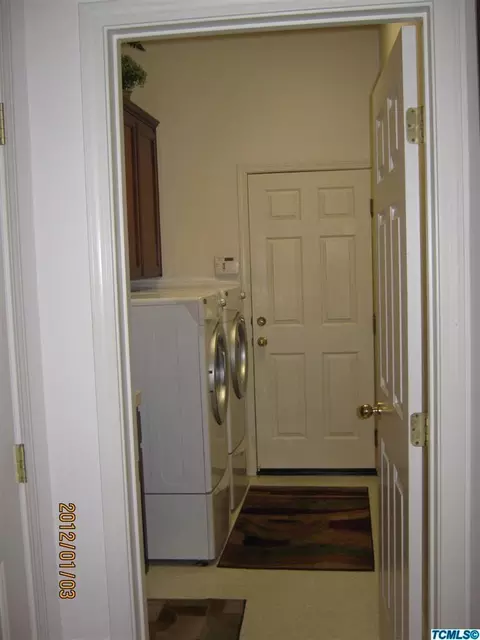 924 E Arlen Ave, Visalia, CA 93292 photo 19