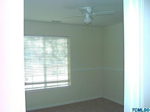3738 E Stapp Ct, Visalia, CA 93292 photo 14