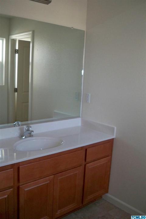 1102 Burns Ave, Dinuba, CA 93618 photo 7