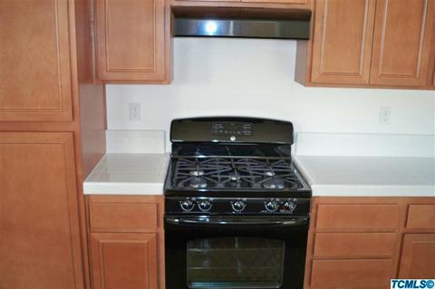 1102 Burns Ave, Dinuba, CA 93618 photo 3