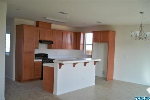 1102 Burns Ave, Dinuba, CA 93618 photo 1