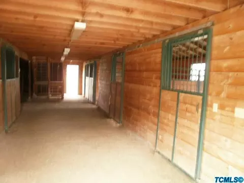 33615 Globe Dr, Springville, CA 93265 photo 8
