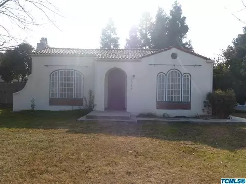 2329 E Goshen Ave, Visalia, CA 93292 photo 2