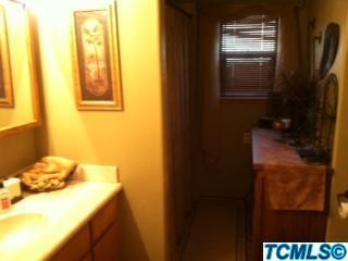 1423 E Sequoia Ave, Tulare, CA 93274 photo 9