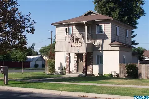205 N E St, Tulare, CA 93274 photo 13
