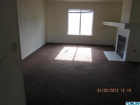 1837 E Pershing Ave, Visalia, CA 93292 photo 2
