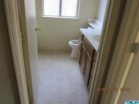 1837 E Pershing Ave, Visalia, CA 93292 photo 6